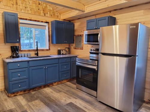 Konyha, Stoneburg Cove Cottages in Barcovan Beach (ON)