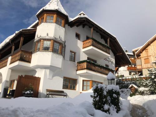 Residence Burghof - Accommodation - Alpe di Siusi/Seiser Alm