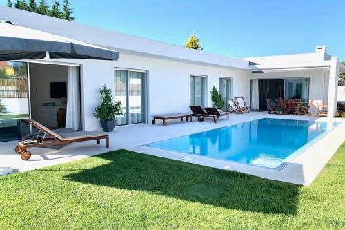 AROEIRA LISBON VILLA GOLF & BEACH gîte à louer Carcereiro