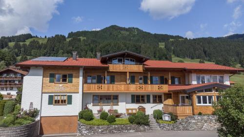 Landhaus Mucha - Ferienwohnungen - Naturpark Partner