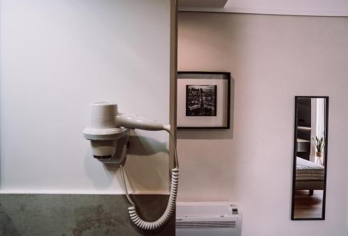 Deluxe Double Room with Balcony image 10