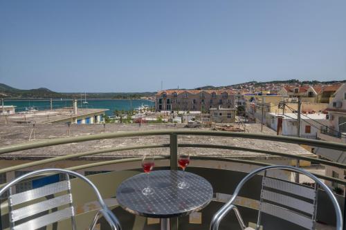 UNA BELLA MANSARDA - main image