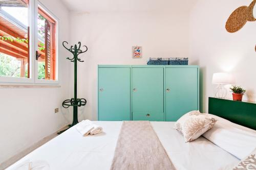  Paradise Sea Apartment - SIT Apartment in Santa Cesarea Terme