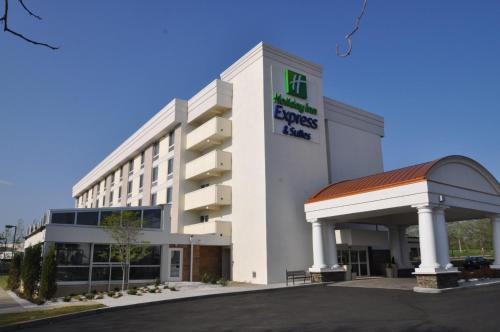 Holiday Inn Express Milford, an IHG Hotel in Milford, USA