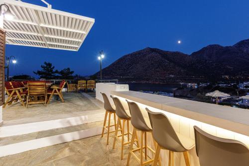 Villa with Sea View image 7