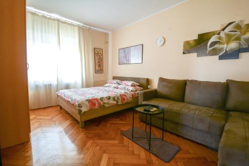 Apartment Petra 071 - image 2