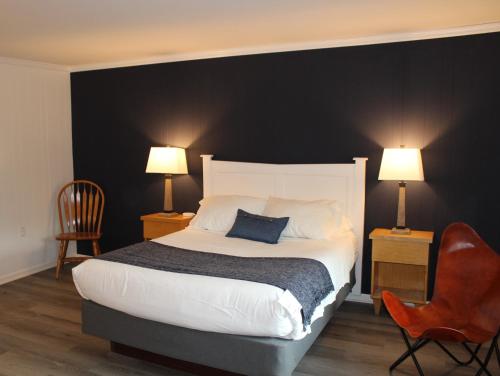 Deluxe Queen Suite - Pet Friendly
