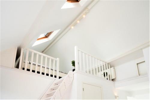 Beautiful Terrace Apartment in the Heart of Antwerp, Amberes (foto 8)