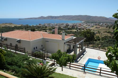 Aegea Hotel in Karystos