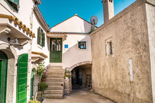 Viesnīcas āriene, Apartman Nono Tone in Lubenice