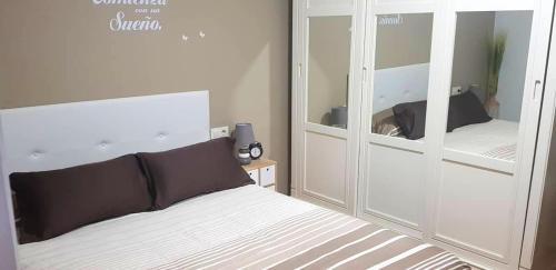 Apartment with 3 bedrooms in A Guarda with wonderful sea view and enclosed garden 800 m from the beach - image 7