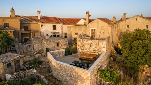 Viesnīcas āriene, Apartman Nono Tone in Lubenice