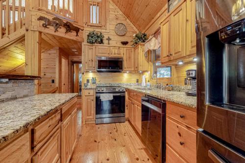 ANIAs Cabin in Talking Rock, USA
