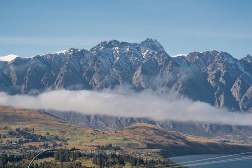 Queenstown Haven - Queenstown Holiday Home - image 3