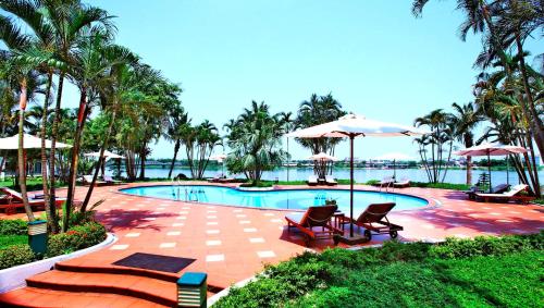 Swimming pool, Century Riverside Hotel Hue in Perfume River