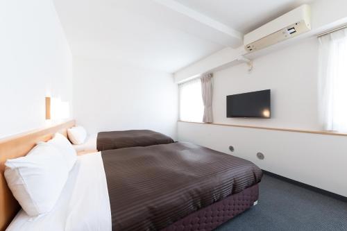 Superior Twin Room image 3
