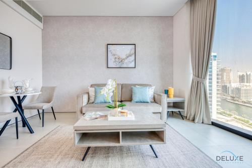 Modern 1BR Oasis in Prime Location, Book Now by Deluxe Holiday Homes, Dubaj (fotografie 7)