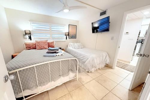 Palm Bay Club Bayside Closest to Gulf - image 7