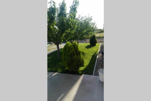 Cozy house, free wifi and parking, barbeque