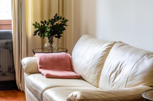 Bohemian Apartment - Center of Bucharest 2