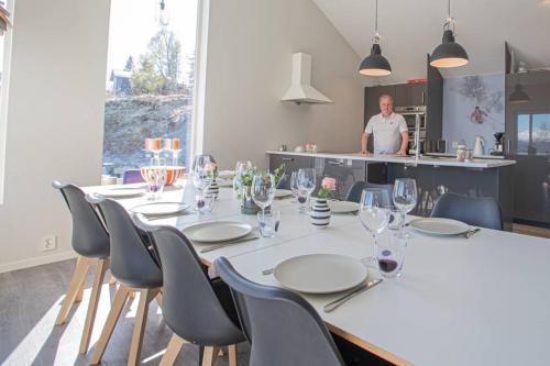 кухня, Fosskamben 1 Moderne hytte ikkje langt frå Sogndal (Fosskamben 1 Moderne hytte ikkje langt fra Sogndal) in Согдал