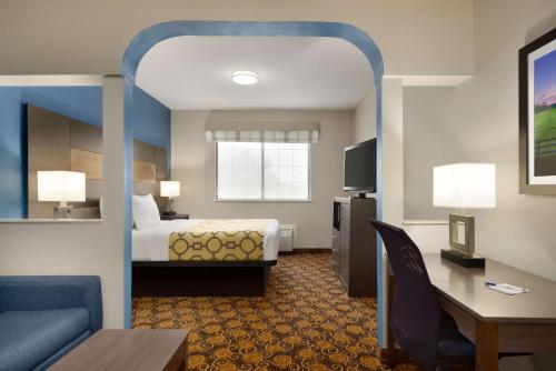 Baymont by Wyndham Winchester - image 10