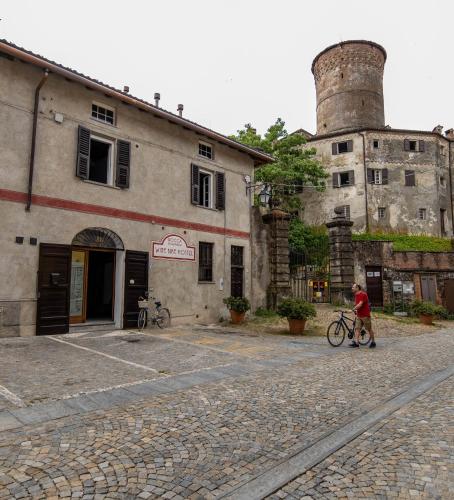 WineBikeHostel - Accommodation - Rocca Grimalda