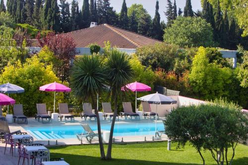 Junior King Suite with Sofa Bed and Pool View