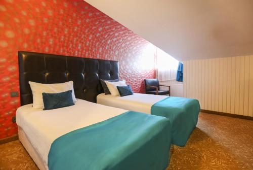 Highway Otel - image 9