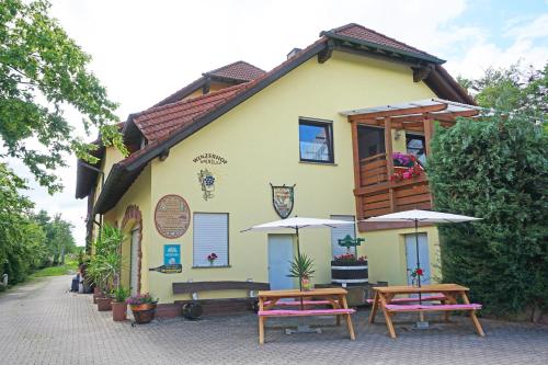 B&B Külsheim - Winzerhof Spengler - Bed and Breakfast Külsheim