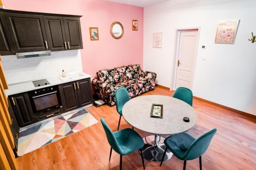 Galeria Grafit Apartments
