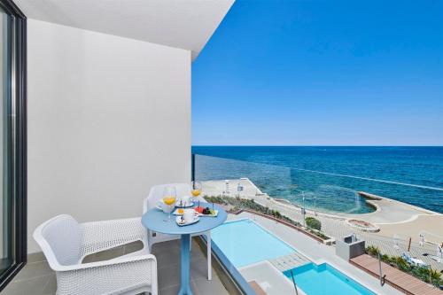 Premium Family Room with Balcony and Sea View