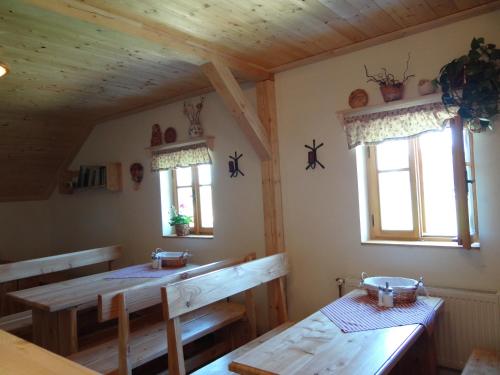 Pub/Lounge, Farma Ruzova in Růžová