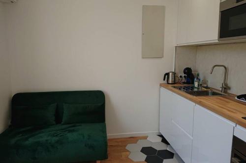 Appartement MONTESQUIEU near Brasserie le Johnston