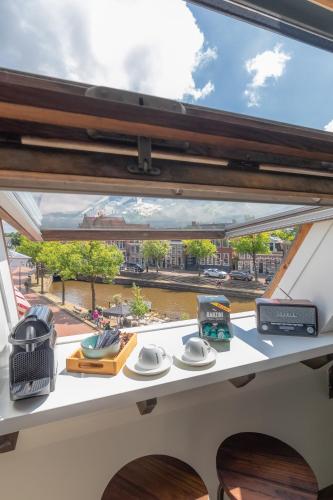 Balcony/terrace, Hotel Cafe Restaurant 't Raedhus in Dongeradeel