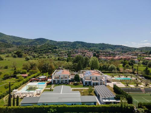 iConic Resort