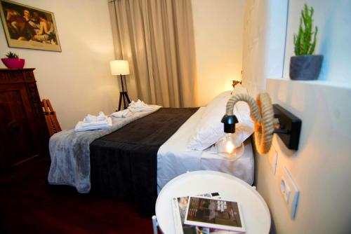 Studio Apartment image 4