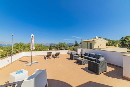Villa with Private Pool image 4