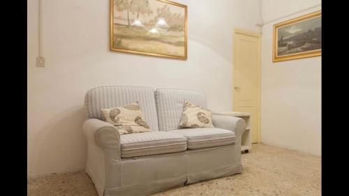  Charming Castle s B&B in Dolceacqua, Unterkunft in Dolceacqua