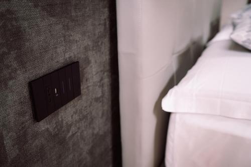 Deluxe Double Room with Balcony image 4