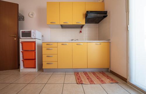 Studio Apartment image 4