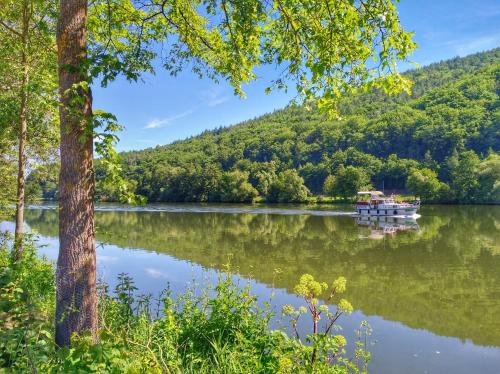 Weekly Boardinghouse Weekly Boardinghouse