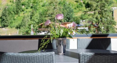 ระเบียง/ชานเรือน, Apart welcom in เอเบเนอ