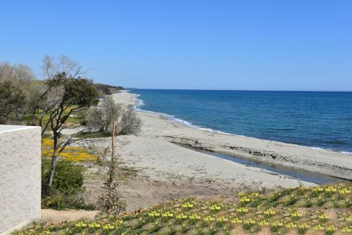 Residence Marina di Bravone - appartement 6 personnes 5 adultes max Vue Mer RDC N36