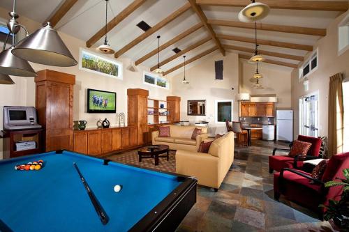 Winners Circle Resort in Solana Beach, USA