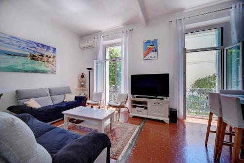 Apartment room in Upstays - Fully equipped -A C- near Palais des