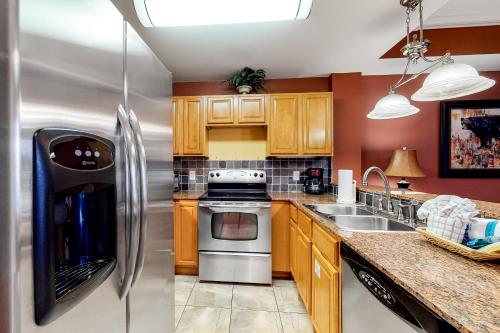River Crossing Condos - image 9