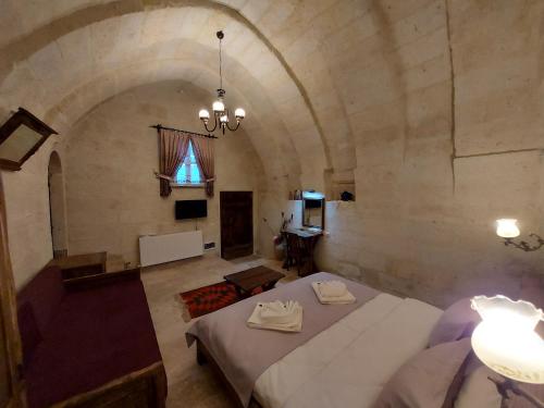 ARMEsos Cave Hotel