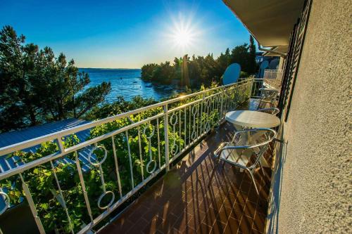 Apartment in Starigrad-Paklenica 6877 - Location saisonnière - Starigrad-Paklenica