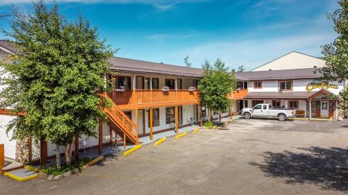 Cedar Motel 2